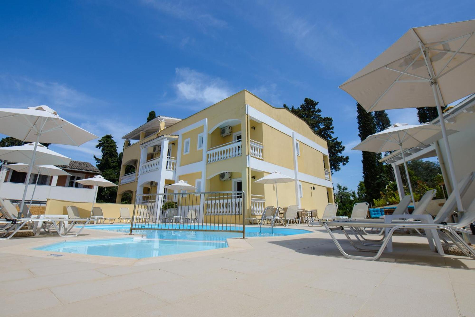 Saint Spiridon Hotel Kassiopi Exterior foto