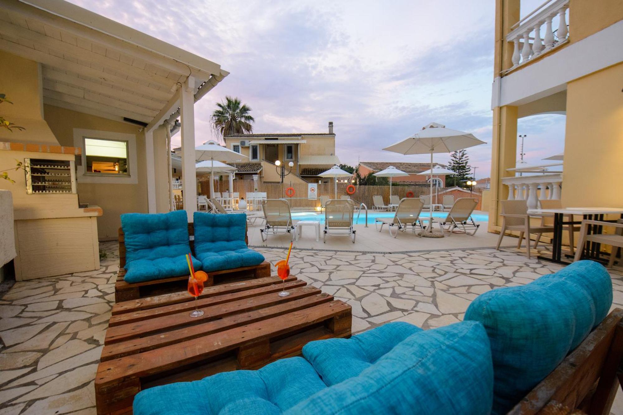 Saint Spiridon Hotel Kassiopi Exterior foto