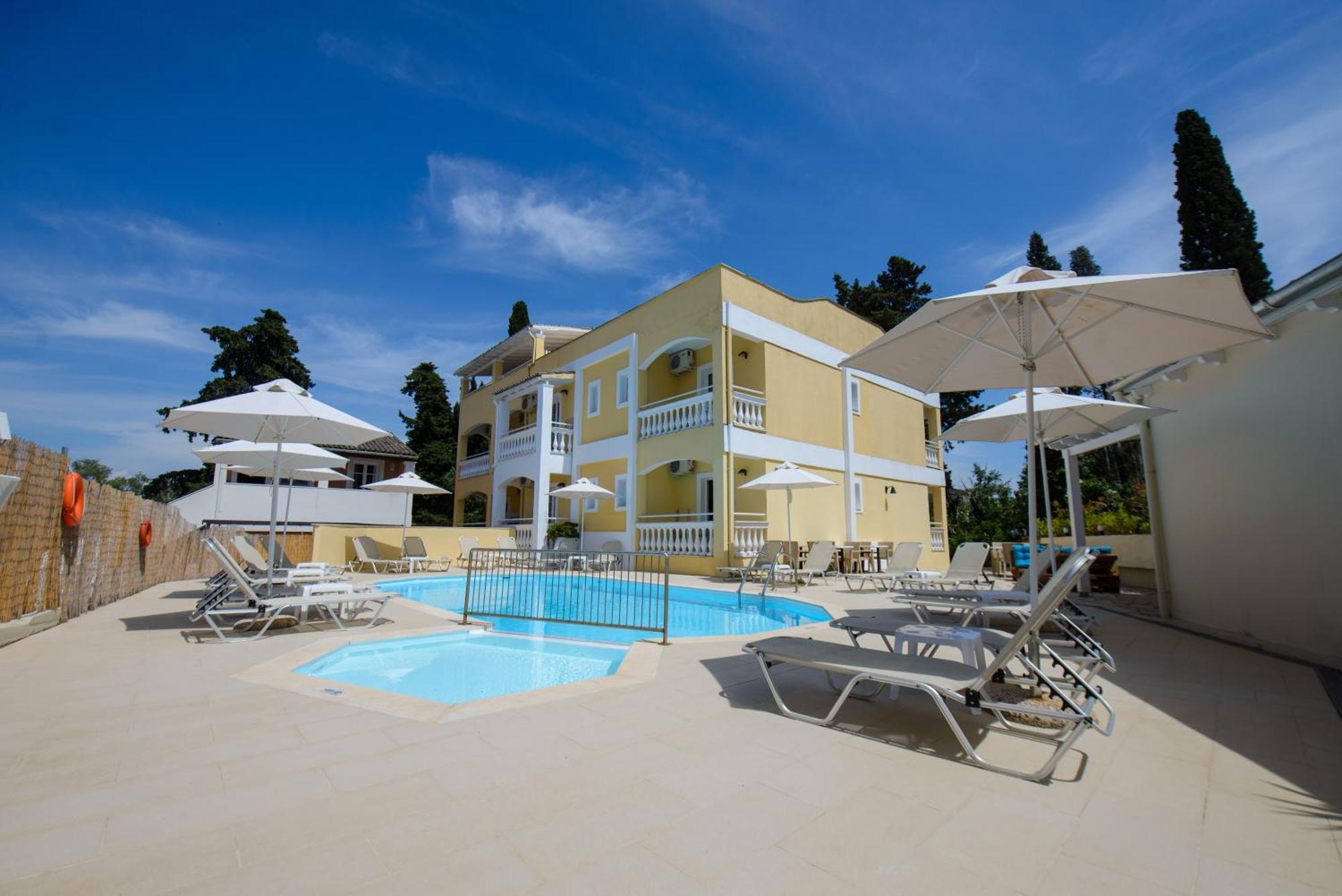 Saint Spiridon Hotel Kassiopi Exterior foto