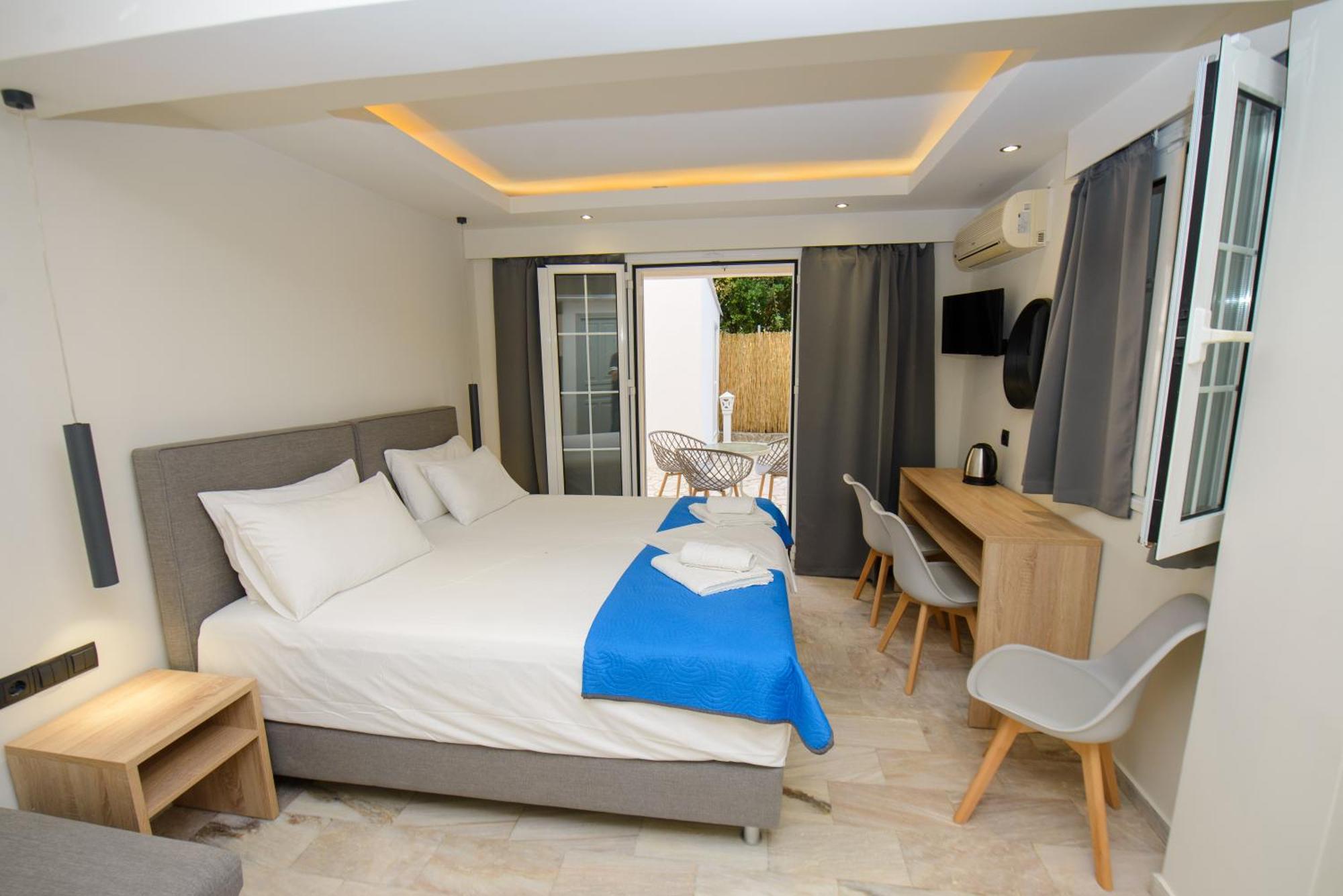 Saint Spiridon Hotel Kassiopi Exterior foto